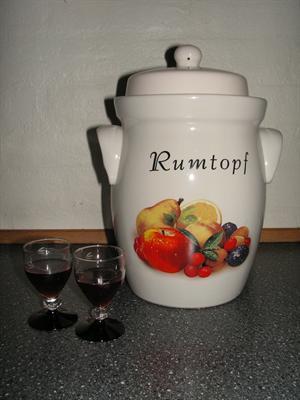 Rumtopf 3,5 Liter mit Fruchtmotiv – Keramik für Früchte in Rum